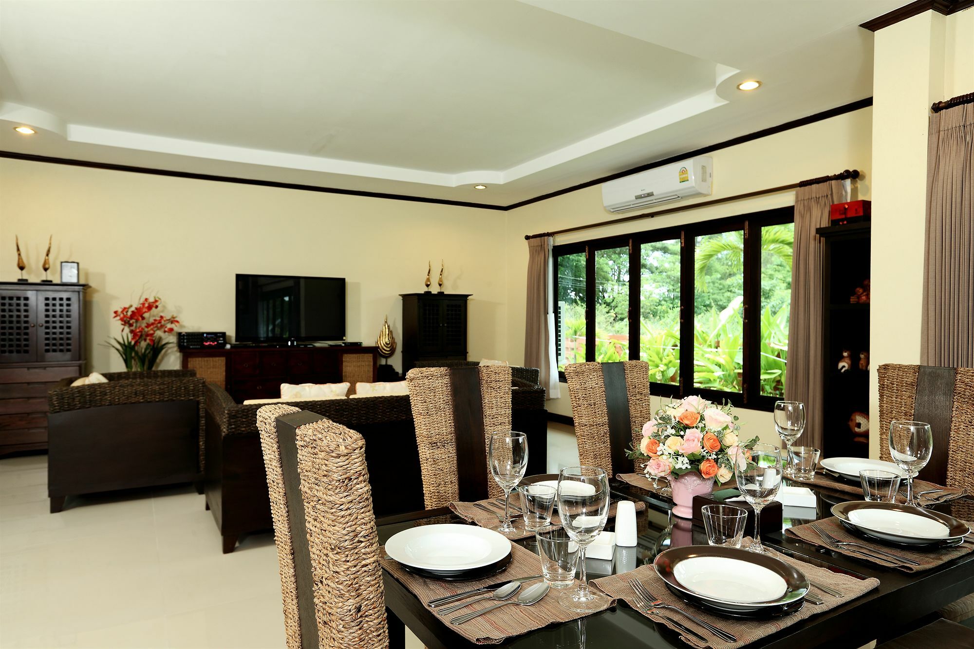 Zen Oasis Chiang Mai Villa Saraphi Luaran gambar