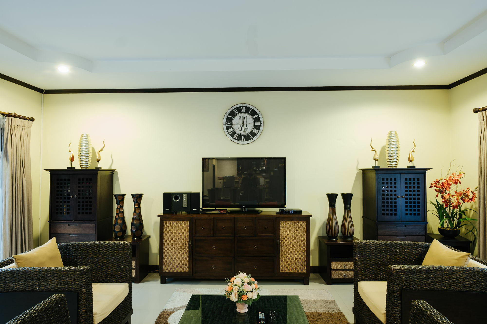 Zen Oasis Chiang Mai Villa Saraphi Luaran gambar